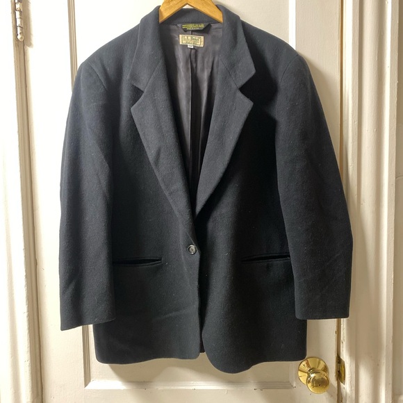 L.L. Bean Wool and Cashmere Blend Women’s Blazer Size 14P - Picture 1 of 8